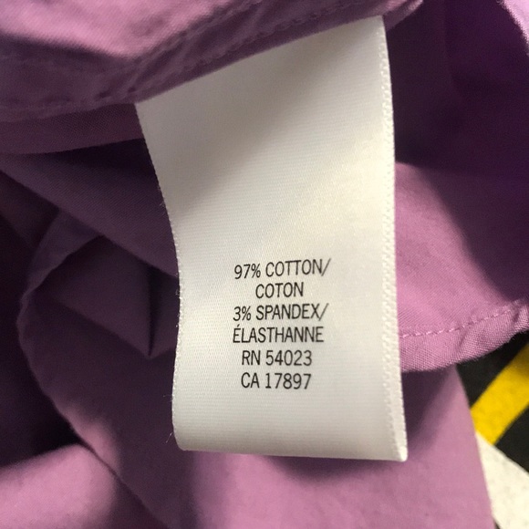 Banana Republic Button-Up - Picture 4 of 5